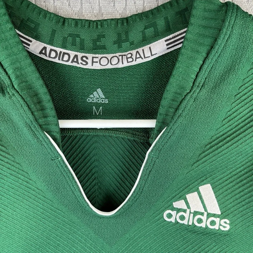 Adidas new with out tags Woven Tech Fit Football Jersey Men sports shirt Size (M